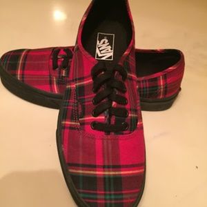 Red Plain Vans Authentic Low Top